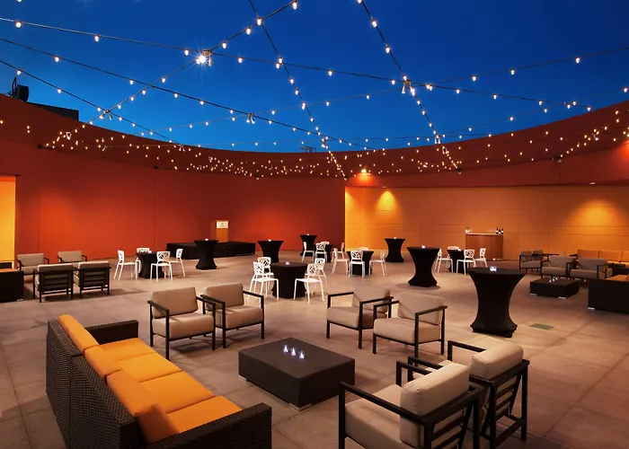 Sheraton Downtown 4*