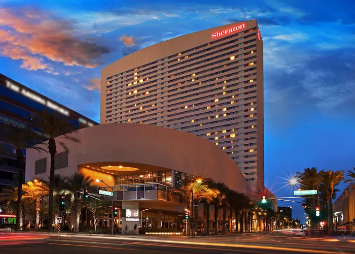 Sheraton Downtown Hotel 4*