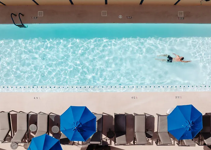 Sheraton Downtown 4*